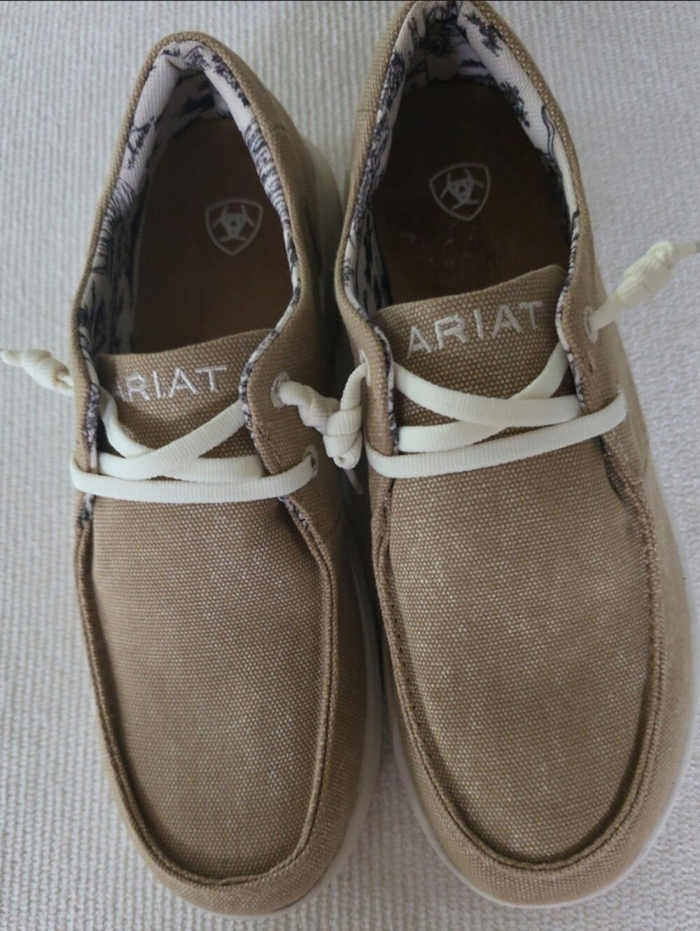 Ariat Women's Canvas Shoes in Tan with Cream Laces